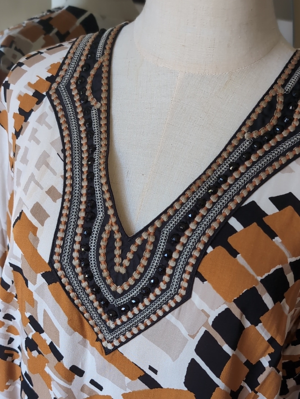 Dennis by Dennis Basso Women's Size Small Multicolor Abstract Beaded Tunic